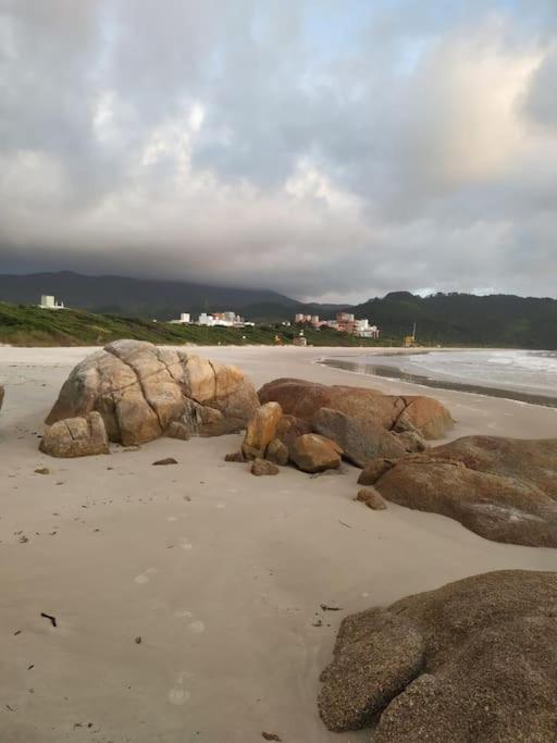 Apto 80M Da Praia Grande Vista Mar! Governador Celso Ramos Eksteriør billede